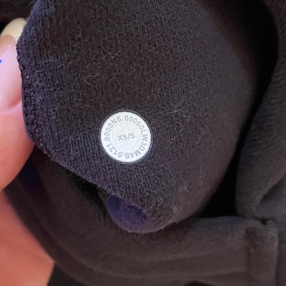 EUC Lululemon Scuba Oversized 1/2 Zip Hoodie Black Size XS/S - Picture 5 of 5